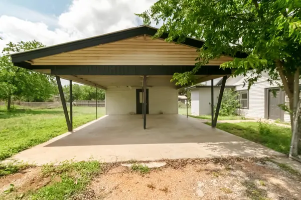 419 Avenue G AVE, Marble Falls, TX 78654