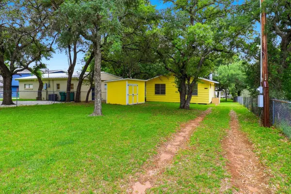 1138 Hill Circle East  Dr., Granite Shoals, TX 78654