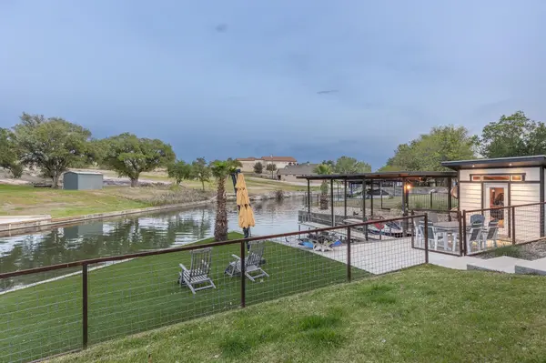 909 Belaire DR, Granite Shoals, TX 78654
