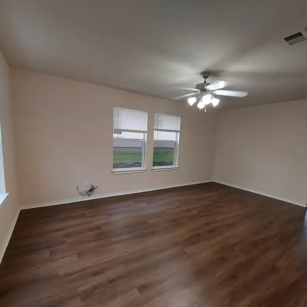 1600 B Claremont CIR, Marble Falls, TX 78654