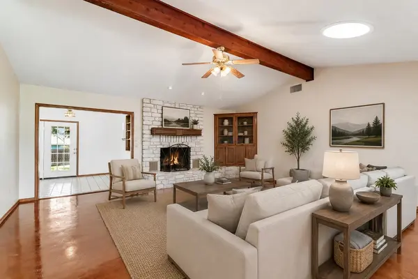 1304 Sunset DR, Marble Falls, TX 78654