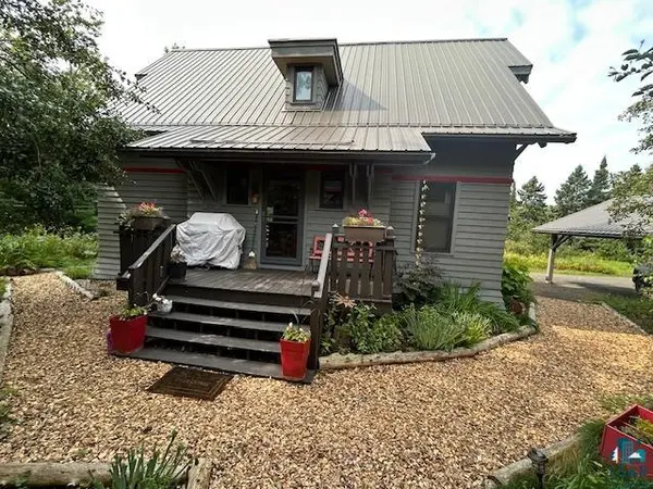 89095 Aster Dr, Cornucopia, WI 54827