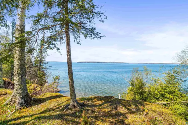 3610 North Shore Rd, La Pointe, WI 54850