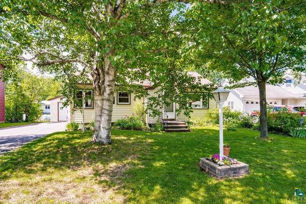 711 28th St, Cloquet, MN 55720-2742