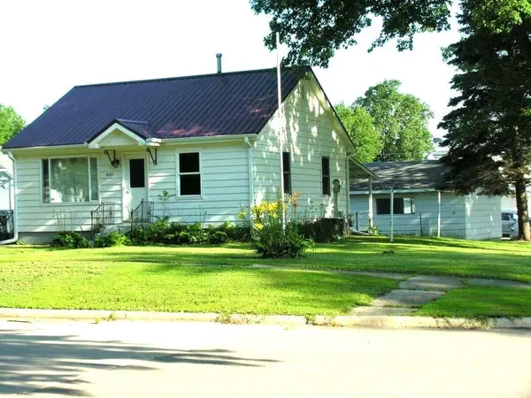 402 Ash ST, Osage, IA 50461
