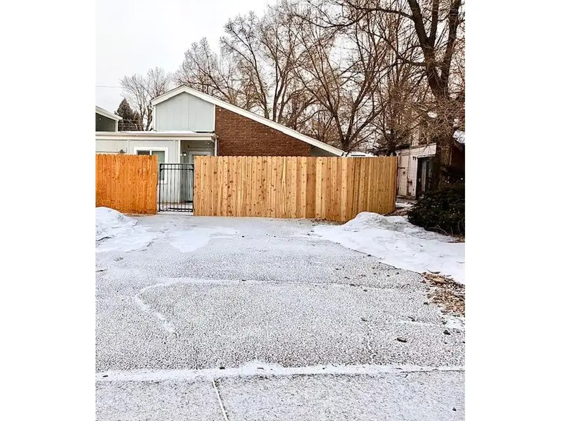 308 25th #2 B, Greeley, CO 80631