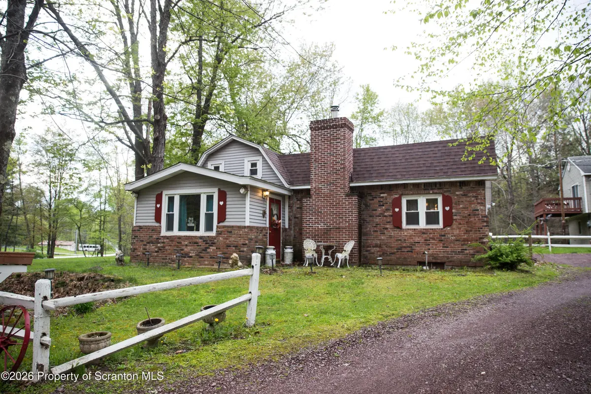 11 Branning RD, Beach Lake, PA 18405