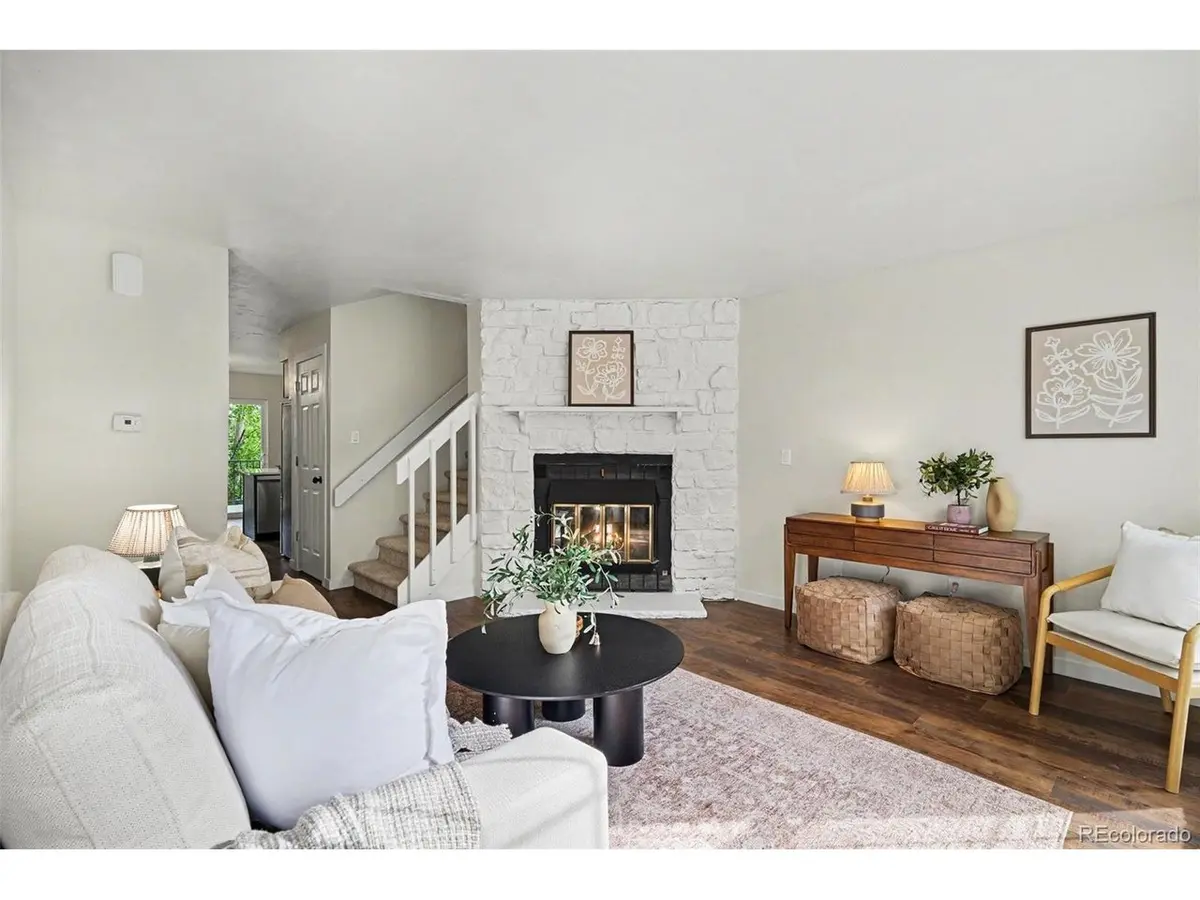 2537 E Nichols, Centennial, CO 80122