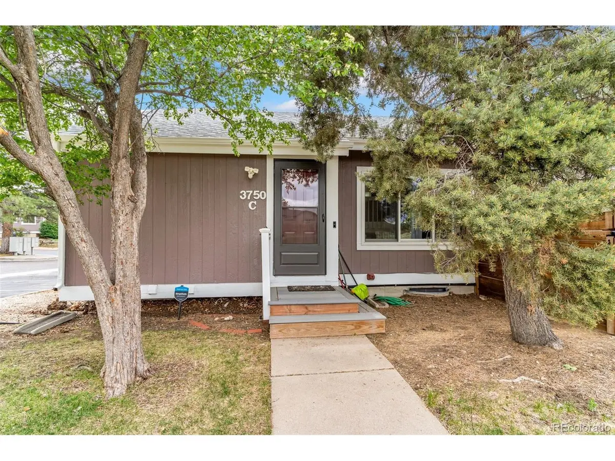 3750 S Genoa #C, Aurora, CO 80013