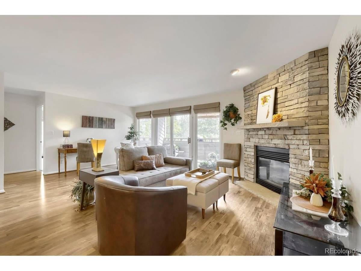 23656 Pondview #C, Golden, CO 80401
