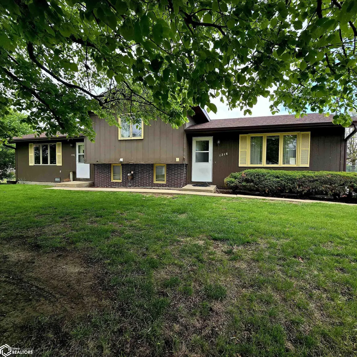 1216 N Green ST, Oskaloosa, IA 52577
