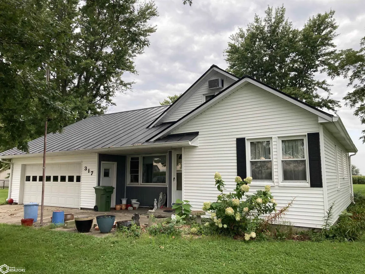 317 N Main ST, Danville, IA 52623