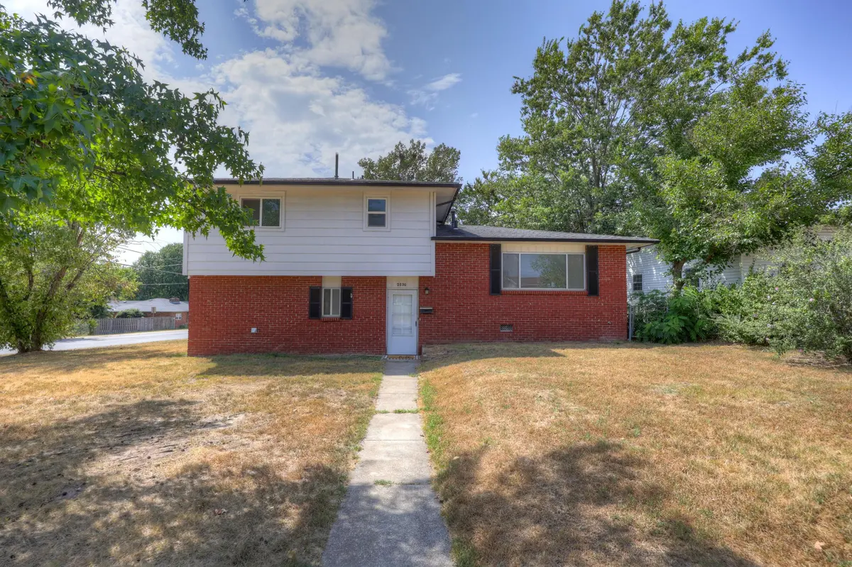 2530 New Hampshire AVE, Joplin, MO 64804