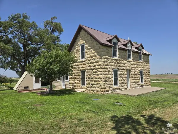 1338 1900 AVE, Enterprise, KS 67441