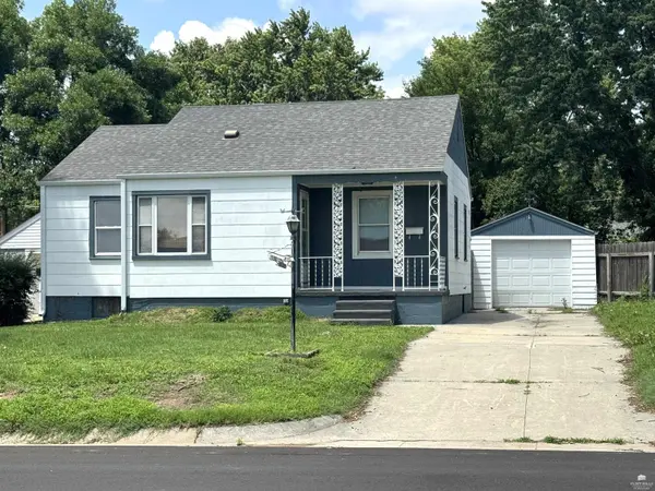 619 Garfield ST, Clay Center, KS 67432