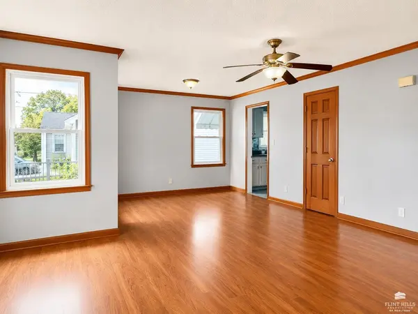 619 Garfield ST, Clay Center, KS 67432