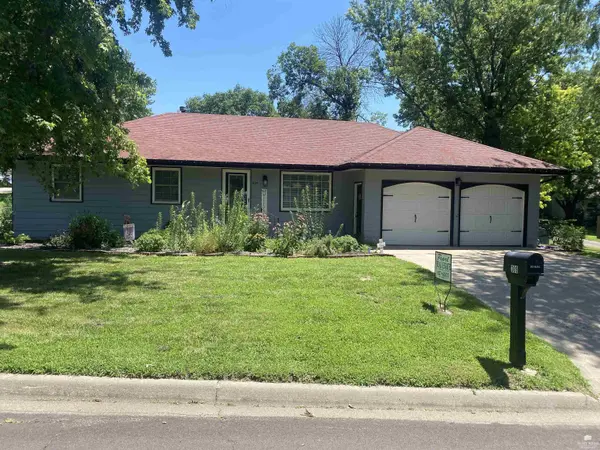 309 N 4th ST, St. Marys, KS 66536