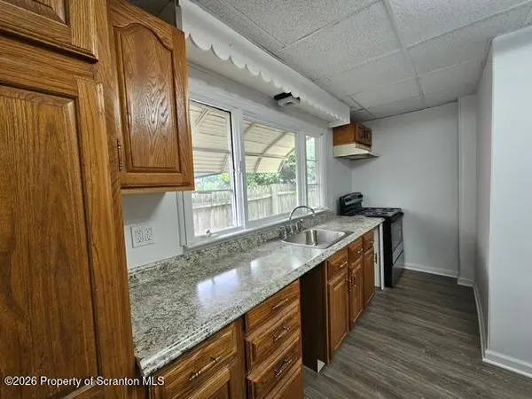 1728 Ash ST, Scranton, PA 18510