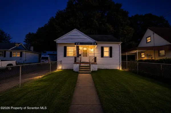 31 Salina ST, Moosic, PA 18507