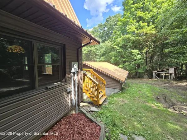 714 Downs RD, Susquehanna, PA 18847