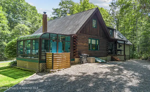 108 Stevens RD, Jefferson Twp, PA 18436