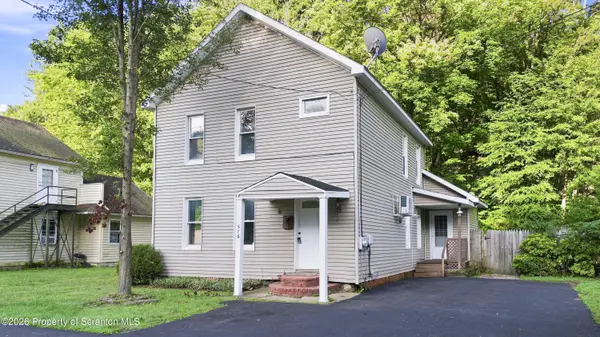 576 N Main ST, Archbald, PA 18403