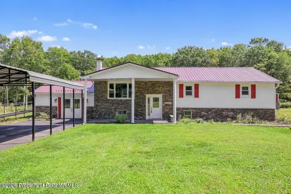 40 Park Ridge DR, Shickshinny, PA 18655