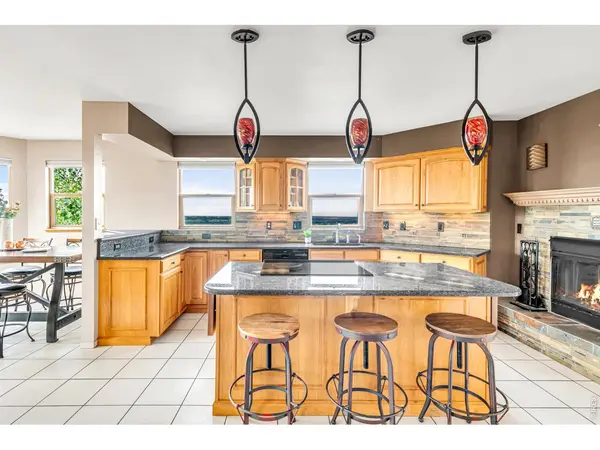 11730 Pointe View, Longmont, CO 80503
