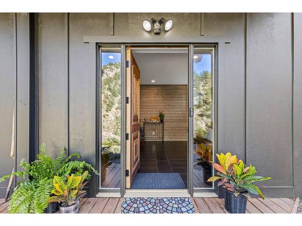 130 Sly Fox, Drake, CO 80515