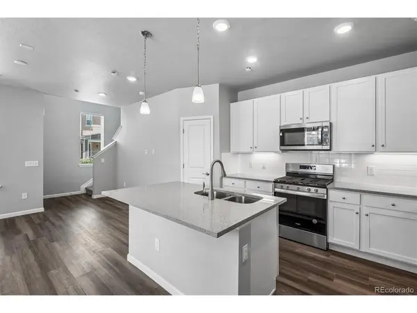 8387 Donati #F, Littleton, CO 80129