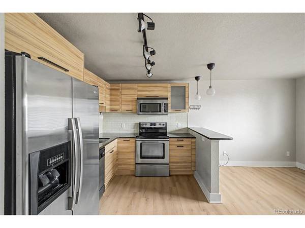 120 S Pennsylvania #302, Denver, CO 80209