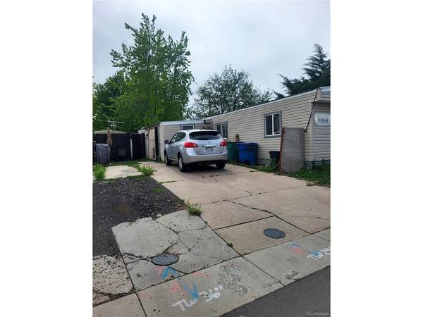 9069 Mandel, Denver, CO 80260