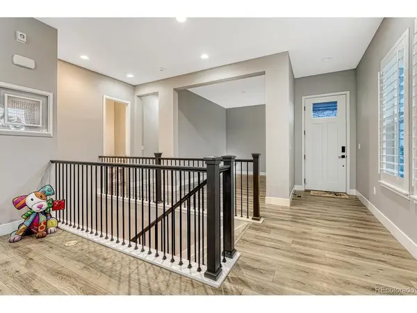 2083 Rim Ridge, Castle Rock, CO 80108