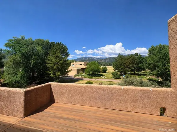 945 Oxford, Colorado Springs, CO 80905