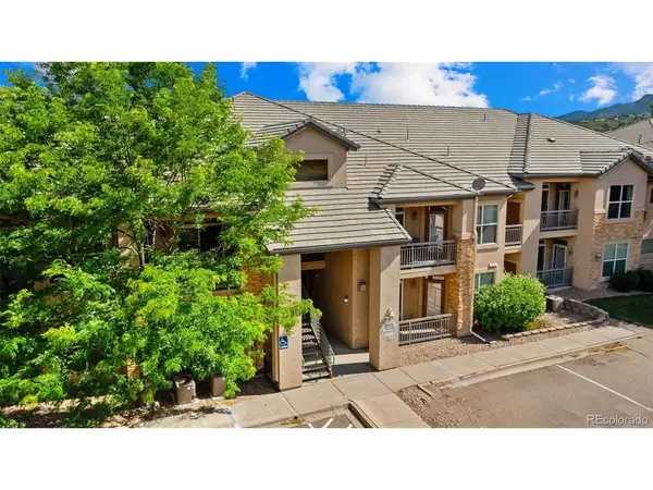 605 Cougar Bluff #206, Colorado Springs, CO 80906