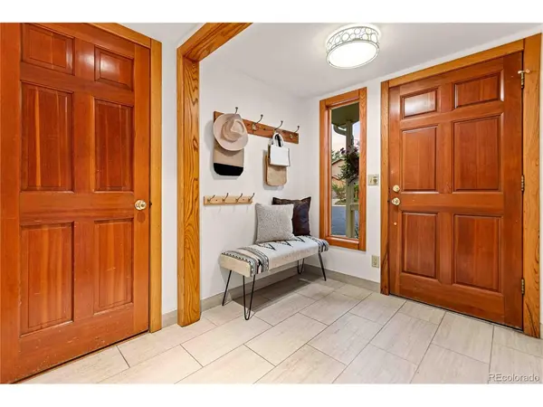 3657 Larkwood, Boulder, CO 80304