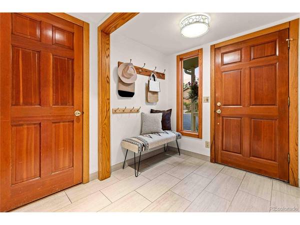 3657 Larkwood, Boulder, CO 80304