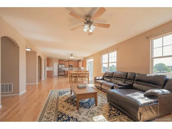 5356 S Fultondale, Aurora, CO 80016