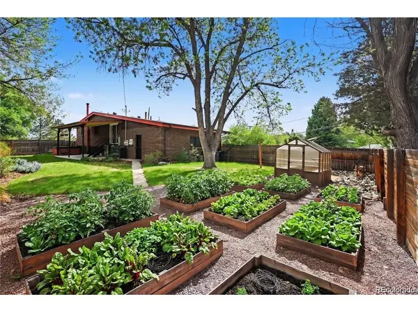 1890 S Monaco, Denver, CO 80224
