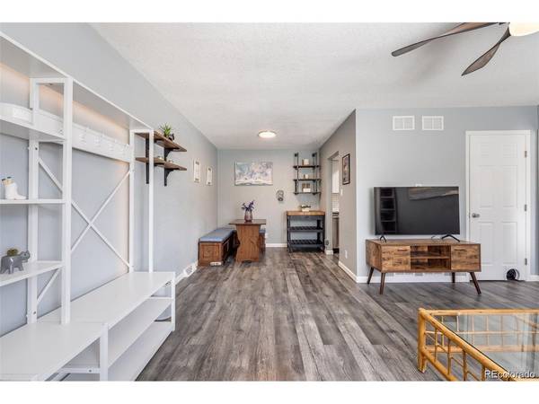 1135 S Oneida #F, Denver, CO 80224
