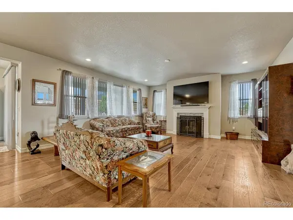6475 Steuben, Castle Rock, CO 80108