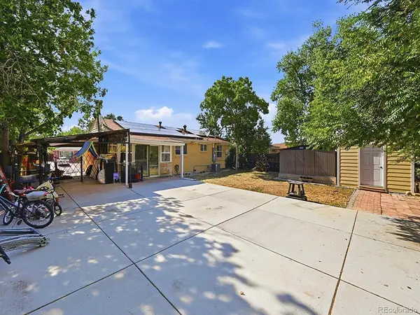 556 Elmira, Aurora, CO 80010