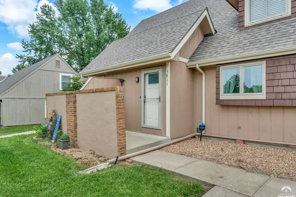 3811 Overland DR, Lawrence, KS 66049
