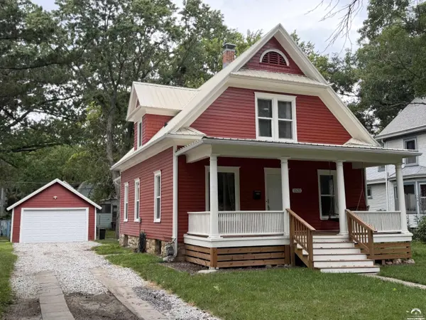 1521 Rhode Island ST, Lawrence, KS 66044
