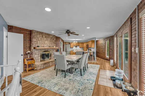 7685 Comanche RD, Meriden, KS 66512