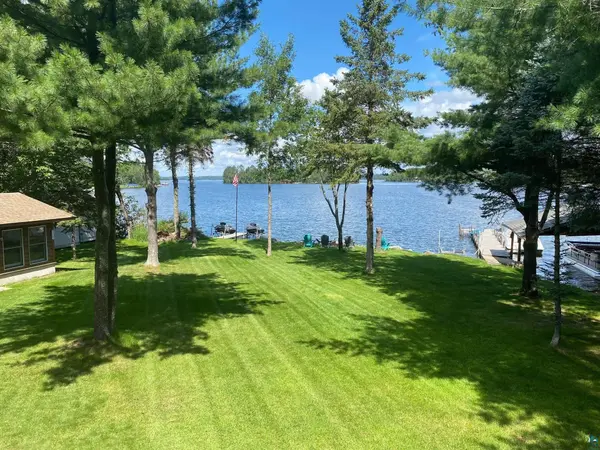 8519 Peterson Rd, Cook, MN 55723