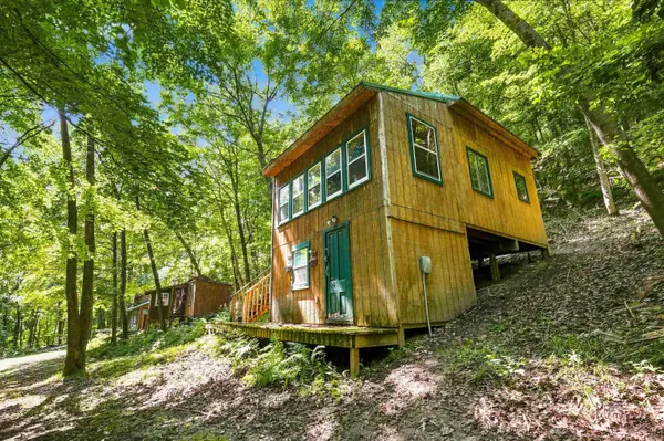 2108 Ferris Mills Rd., Decorah, IA 52101
