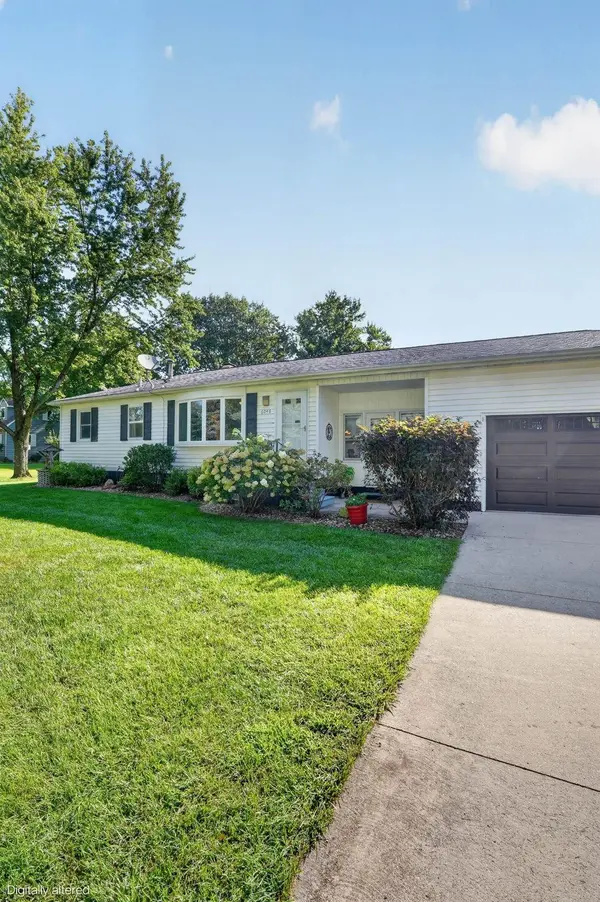 6046 Reed ST, Waterloo, IA 50703