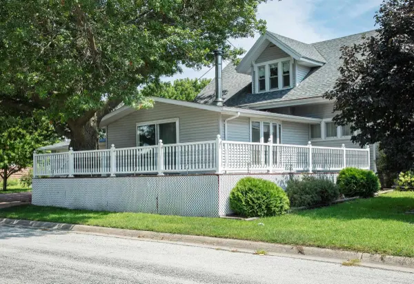 622 5th ST, Allison, IA 50602