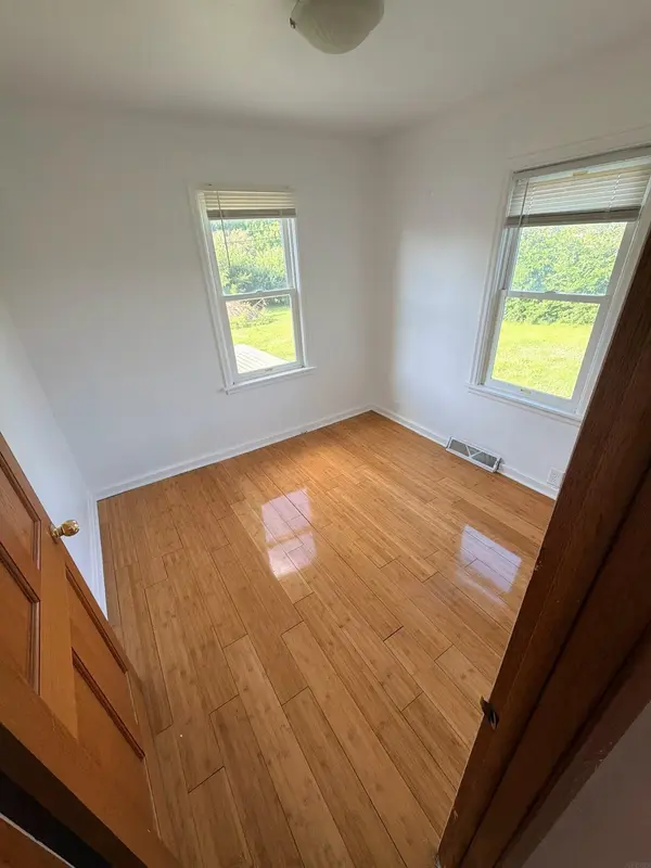 1821 E Ridgeway AVE, Waterloo, IA 50702